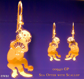 Sea Otter with Scallop Earrings